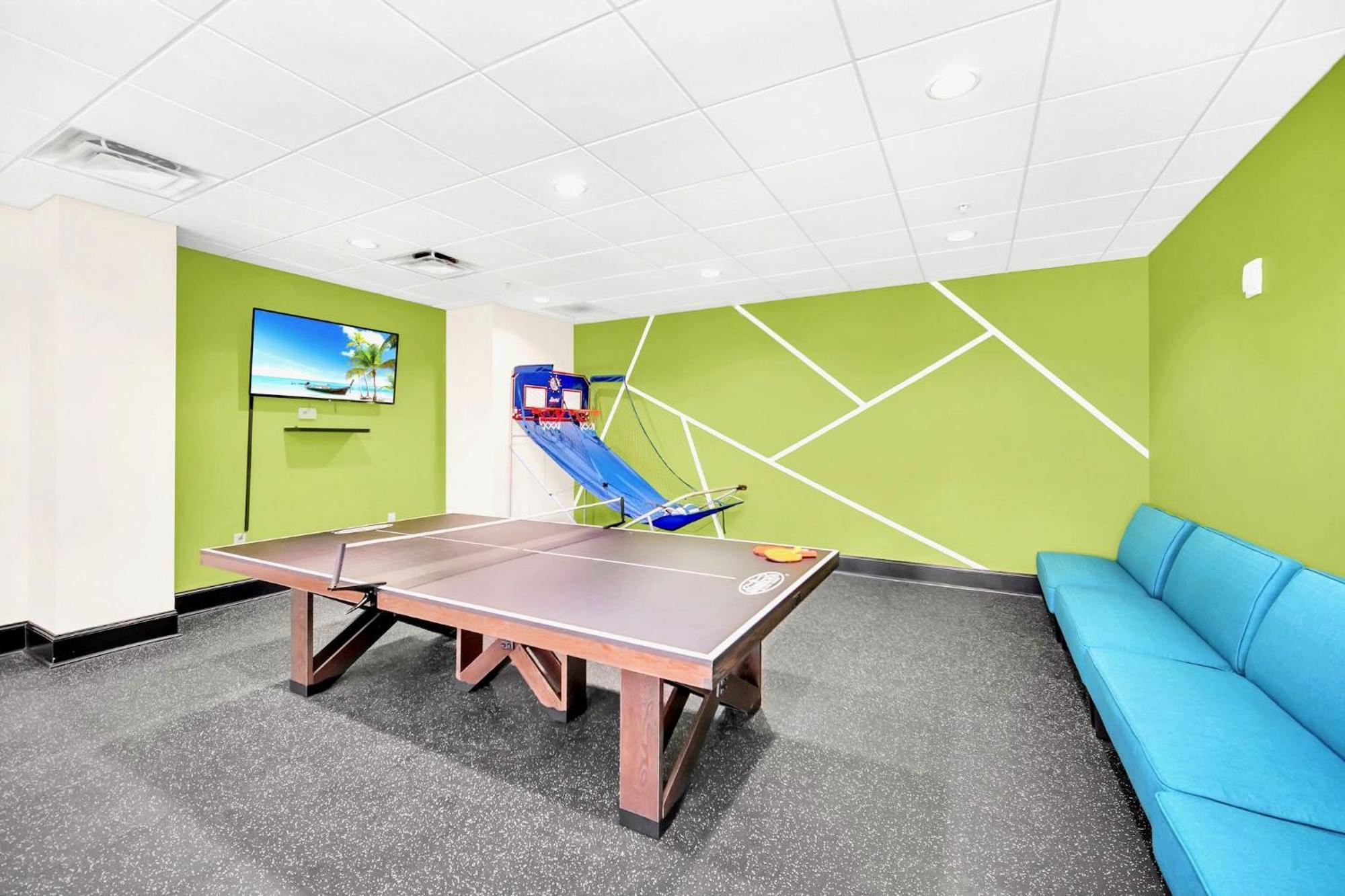 Stunning 2Br Condo With Hot Tub And Pool, Near Disney! Orlando Buitenkant foto