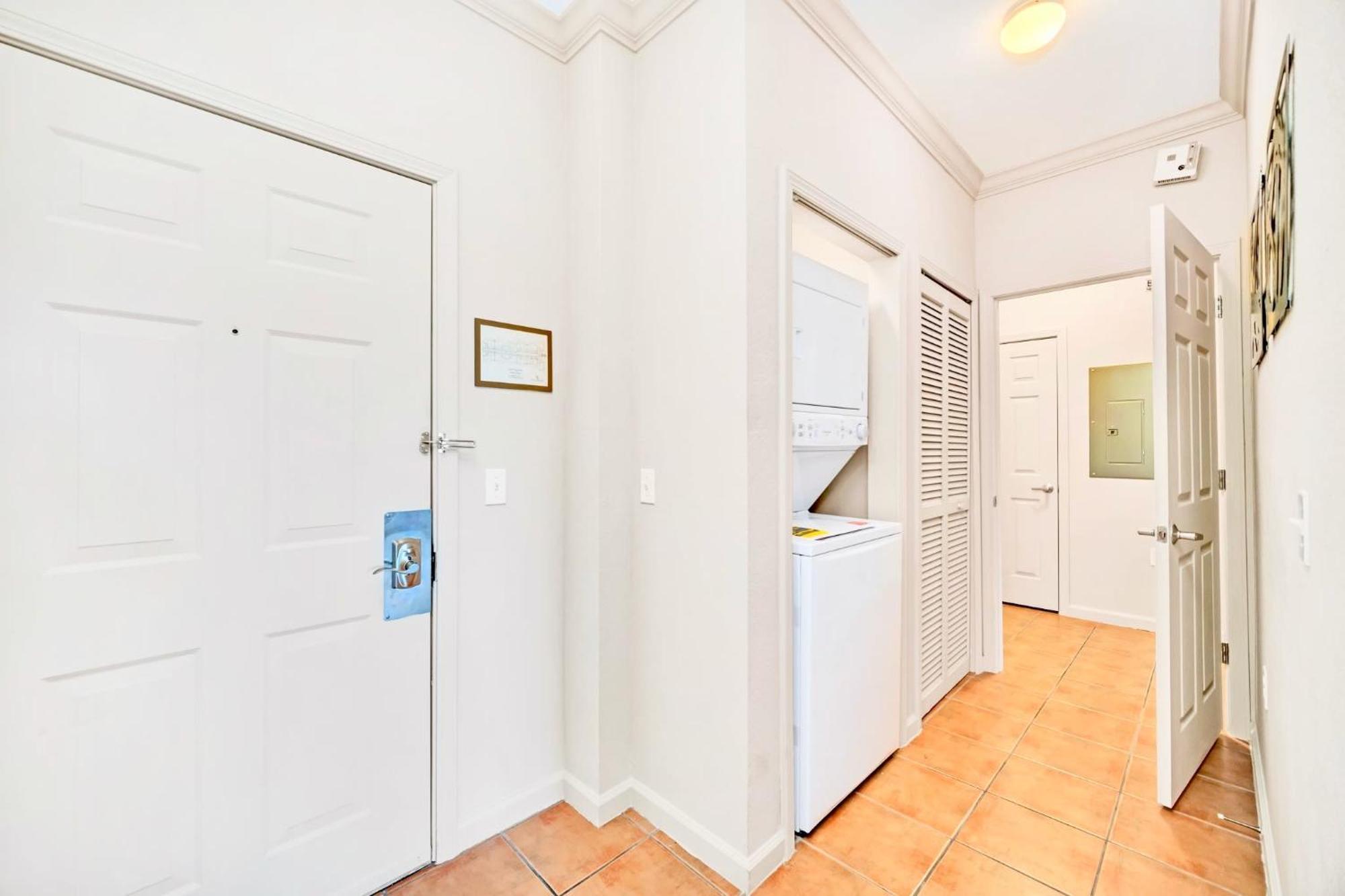 Stunning 2Br Condo With Hot Tub And Pool, Near Disney! Orlando Buitenkant foto