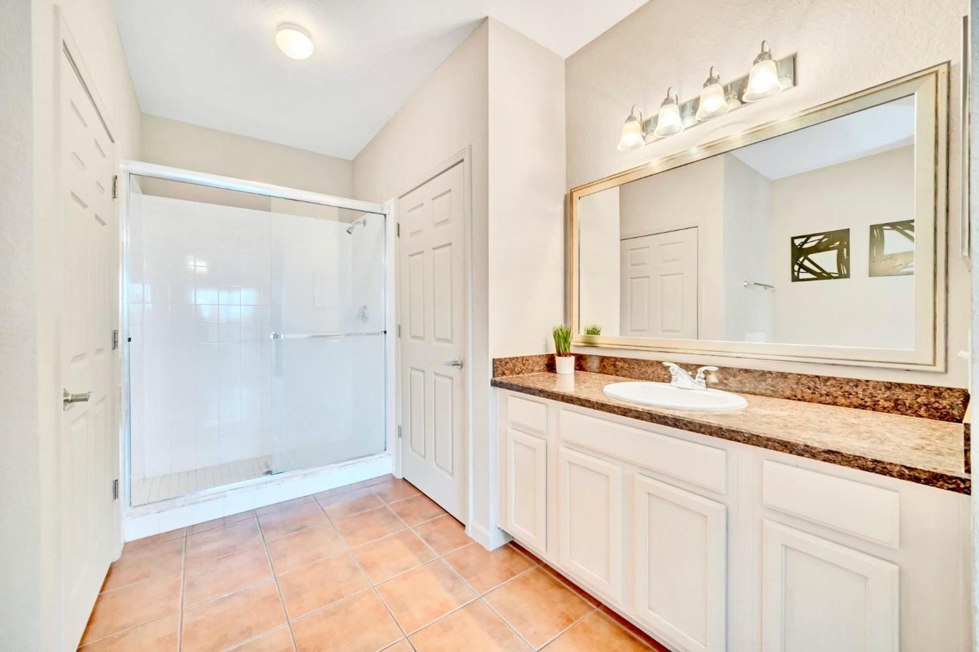 Stunning 2Br Condo With Hot Tub And Pool, Near Disney! Orlando Buitenkant foto
