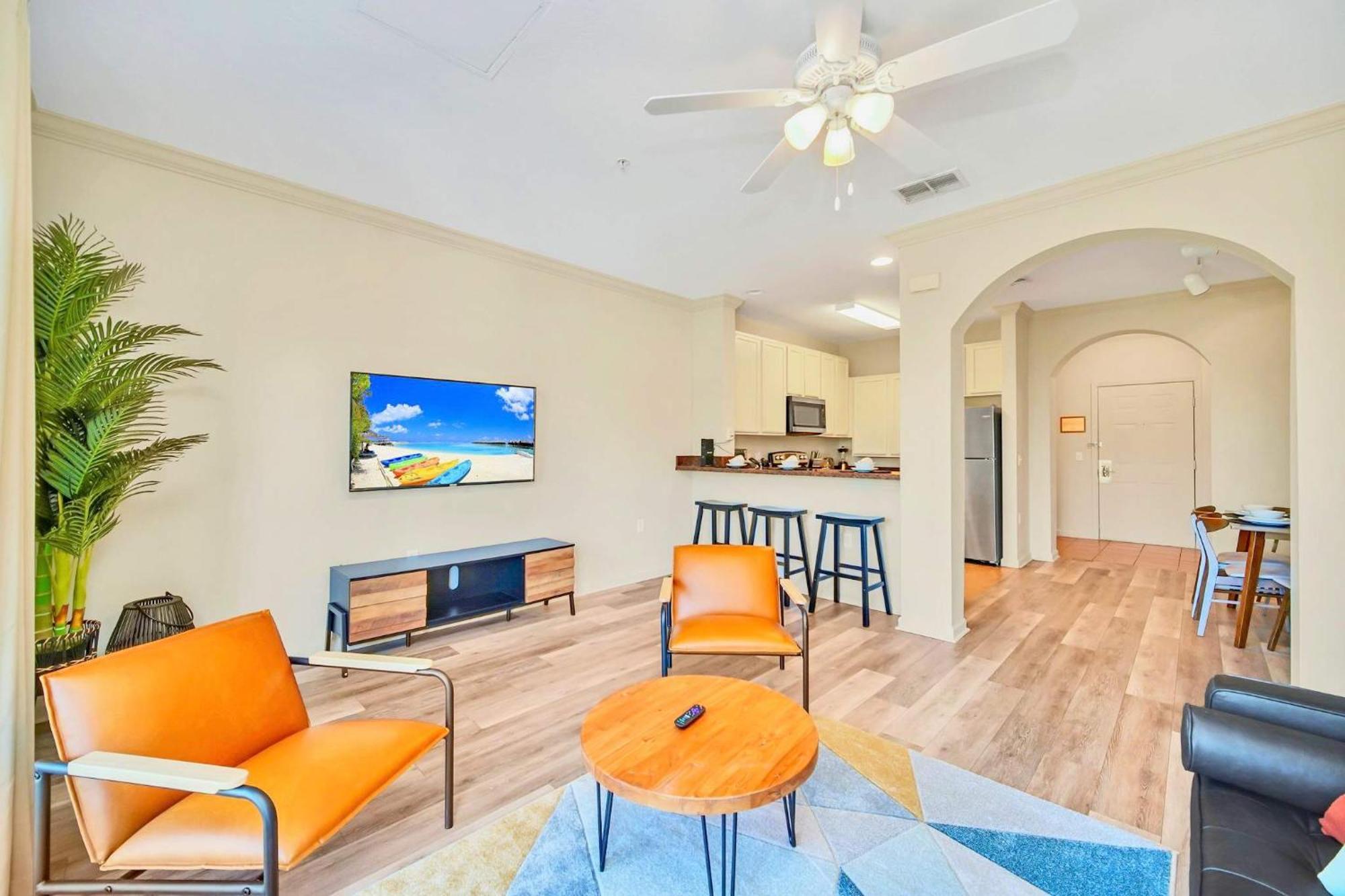 Stunning 2Br Condo With Hot Tub And Pool, Near Disney! Orlando Buitenkant foto